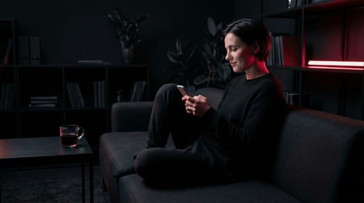 How to Ask for a Second Date Over Text: Message Templates That Actually Work