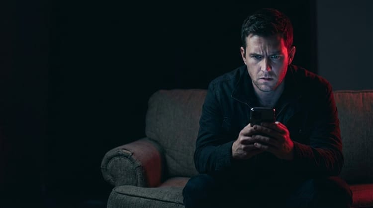 How to Tell If Someone Is Losing Interest Over Text (Before They Ghost You)